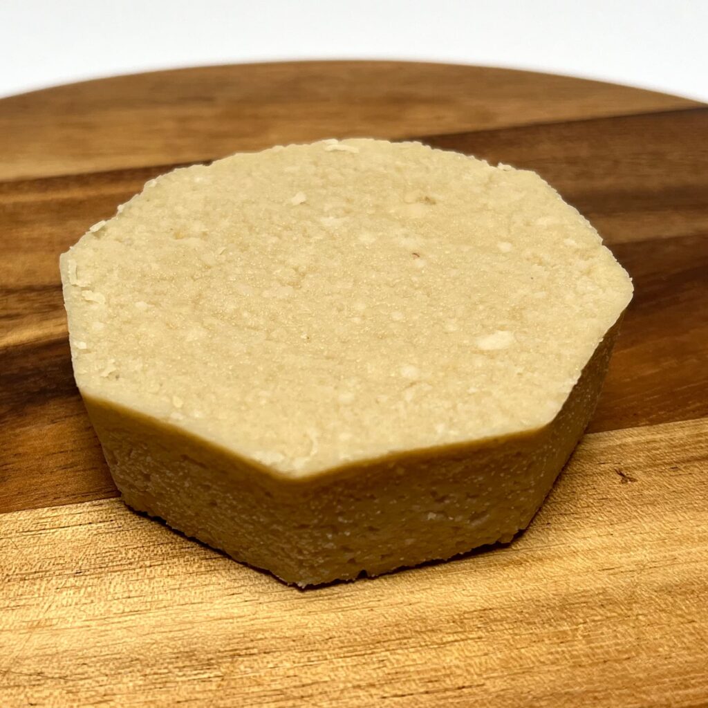 Top view of Cicioni vegan cheese by Casa del fermentino