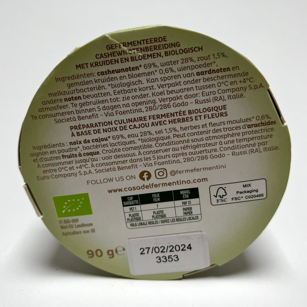 Back of packaging of Ferme Herbs & Flowers vegan cheese by Casa del Fermentino