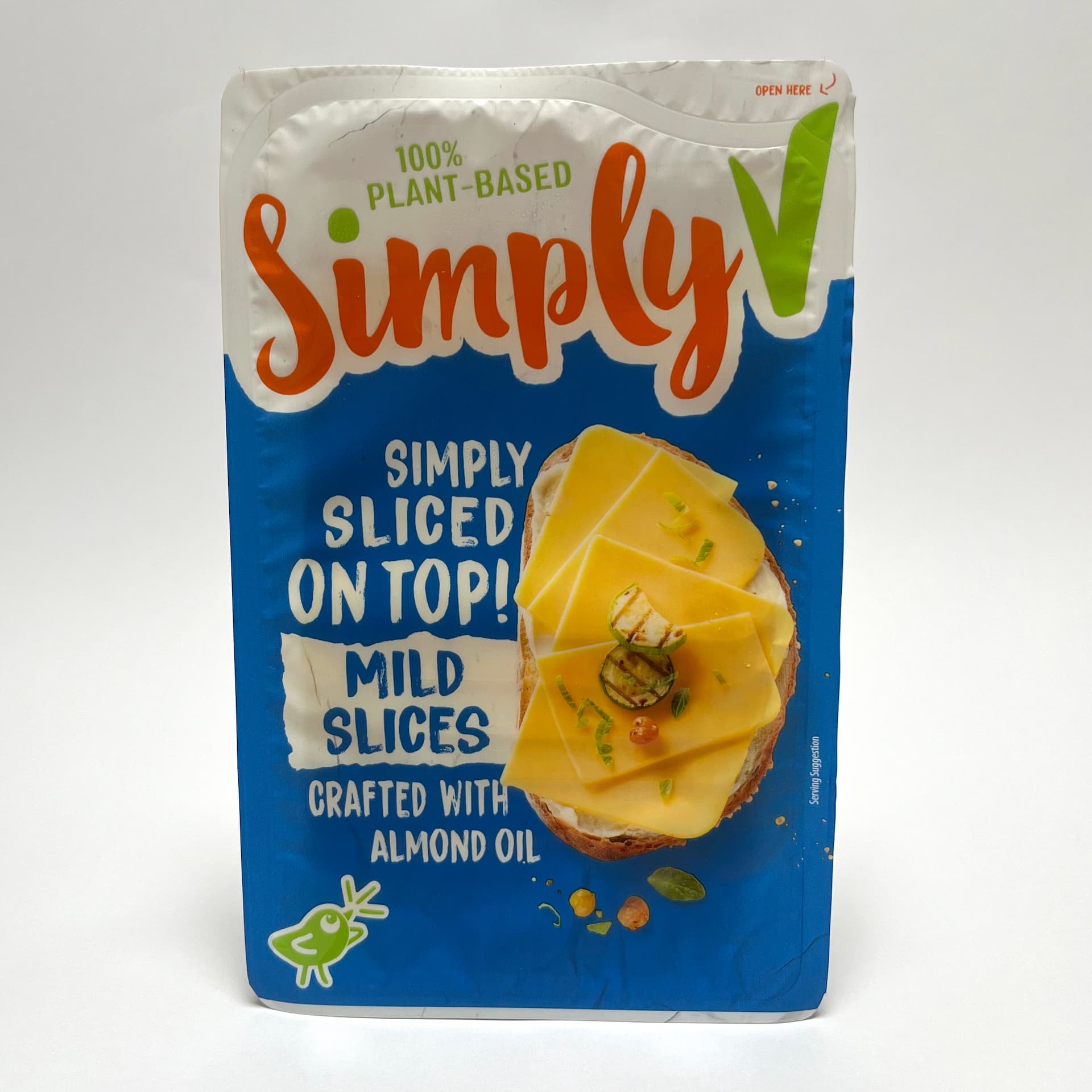 Front of packaging of Mild slices vegan cheese by Simply V